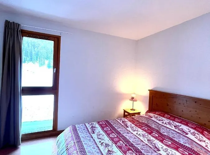 Chalet Vars 8 A 10 Personnes, Proche Des Pistes