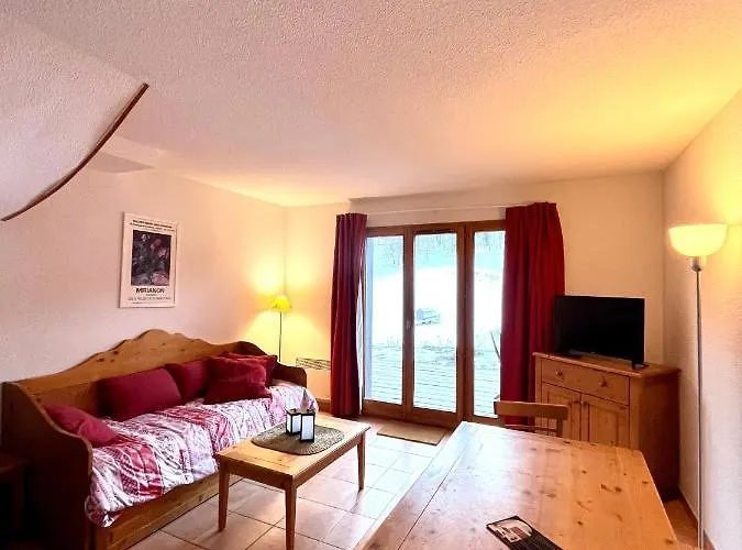 Chalet Vars 8 A 10 Personnes, Proche Des Pistes