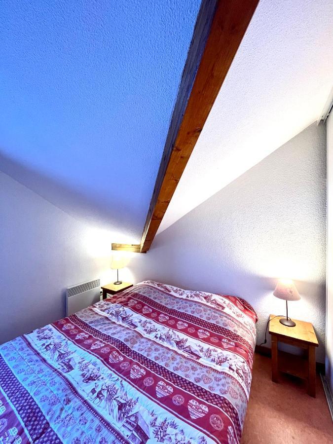 Vars 8 A 10 Personnes, Proche Des Pistes Chalet