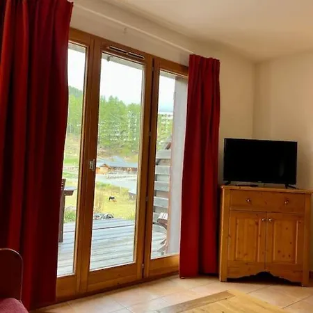 Chalet Vars 8 A 10 Personnes, Proche Des Pistes Exterior photo